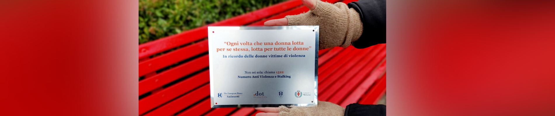 Panchine rosse contro la violenza sulle donne Panchine rosse contro la violenza sulle donne