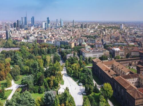 AMBROSETTI MANAGEMENT (*)IN PERSON 
Discovering secret Milan: the value of symbols and numbers, in history and in brands
(An Experiential Meeting)